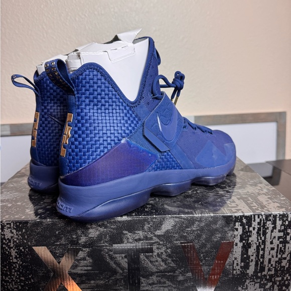 LeBron 14 Limited 'Agimat' *NEW* *RARE* - Picture 5 of 11